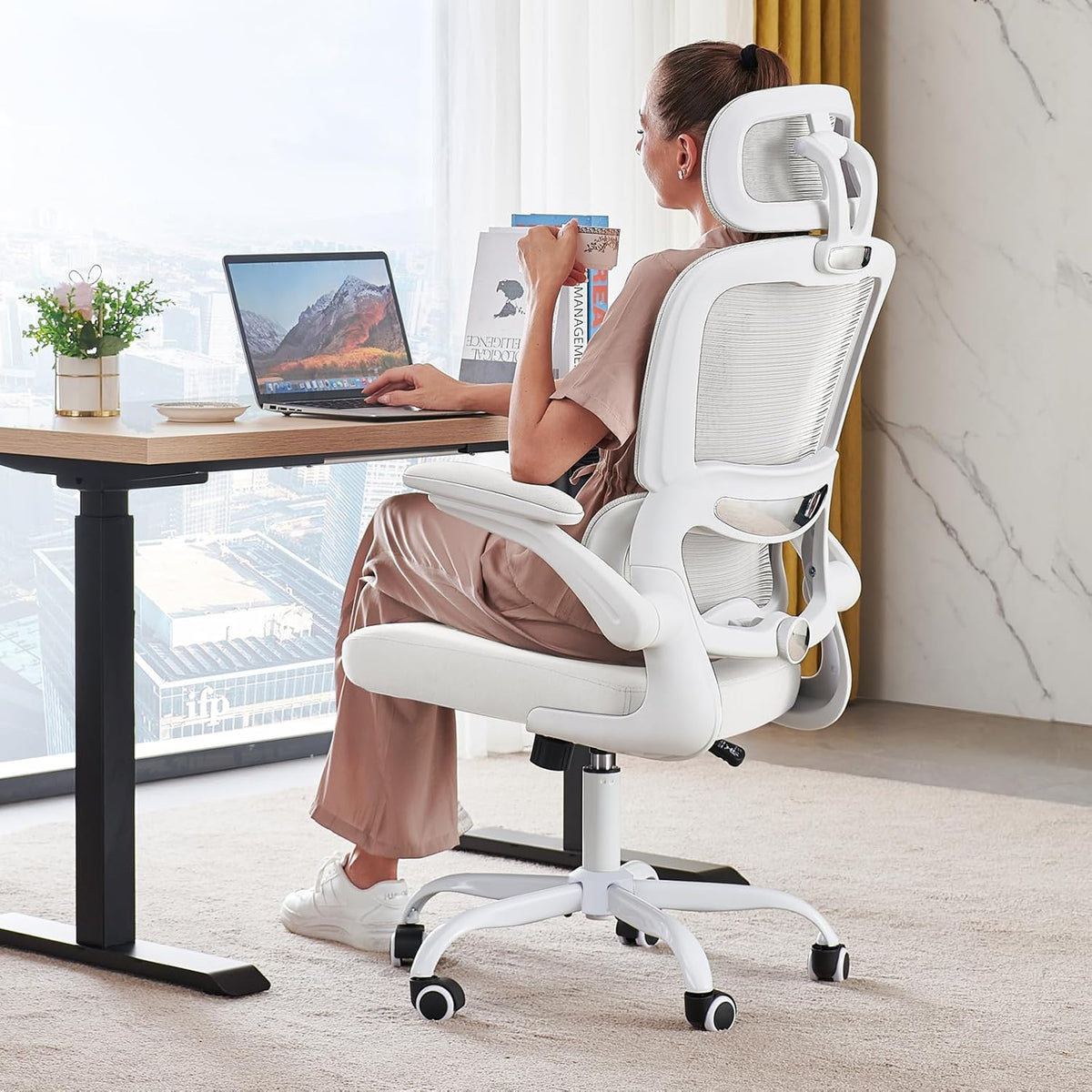 Office Chair Ergonomic Desk Chair, 330 lbs Home Mesh Desk Chair with Wheels, Comfortable Gaming Chair, High Back Office Chair