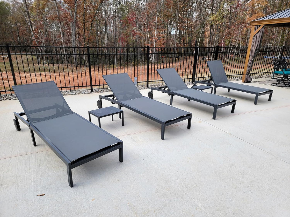 PURPLE LEAF Patio Tanning Lounge Chair Set with Face Down Hole Outdoor Aluminum Adjustable Reclining Chairs Wheels Pillows and Table for Poolside Beach Sunbathing Lounger, Beige